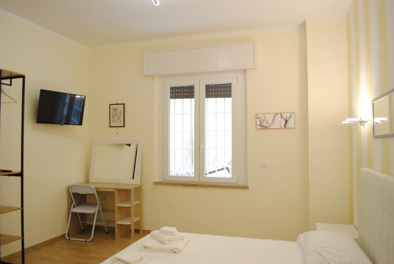 Dreaming Piazza Erbe Rooms ヴェローナ エクステリア 写真